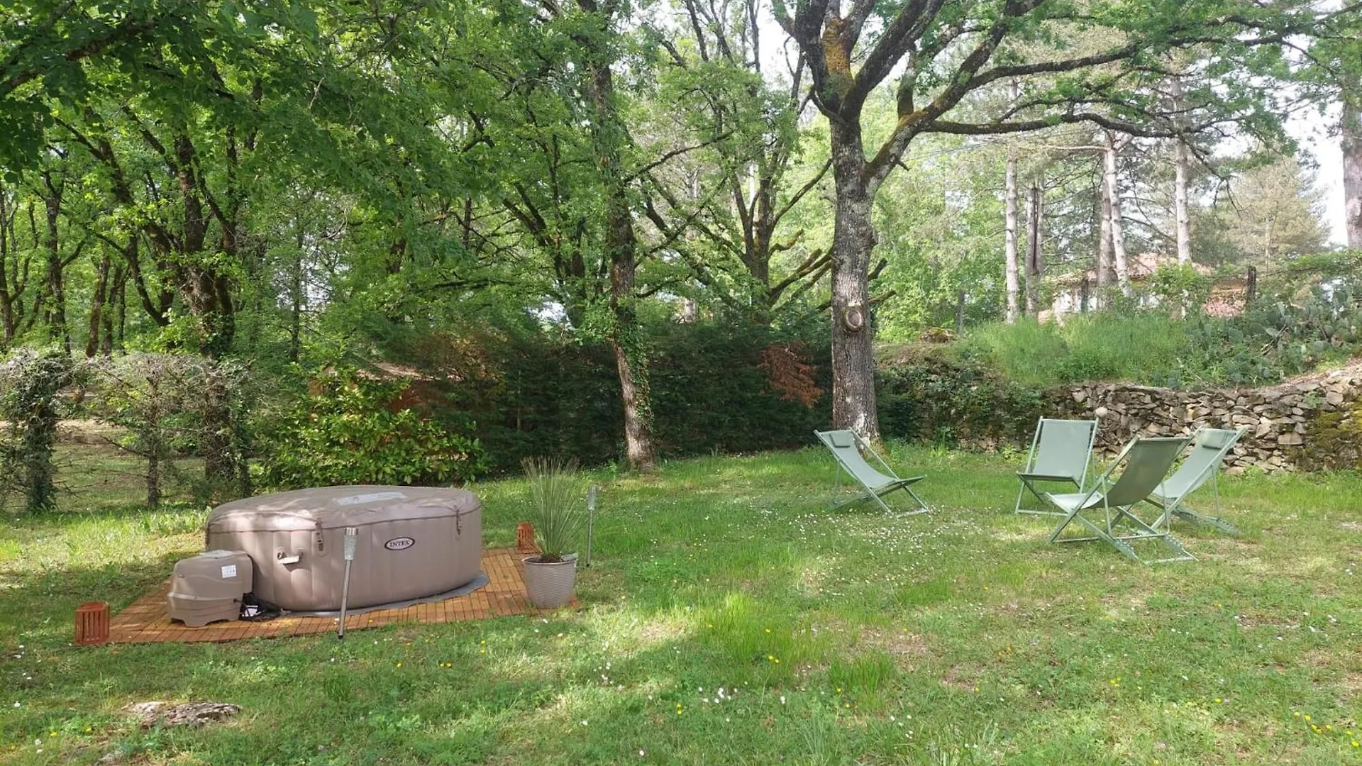 Holiday home Gite La Cote De Graves Villefranche-de-Rouergue France
