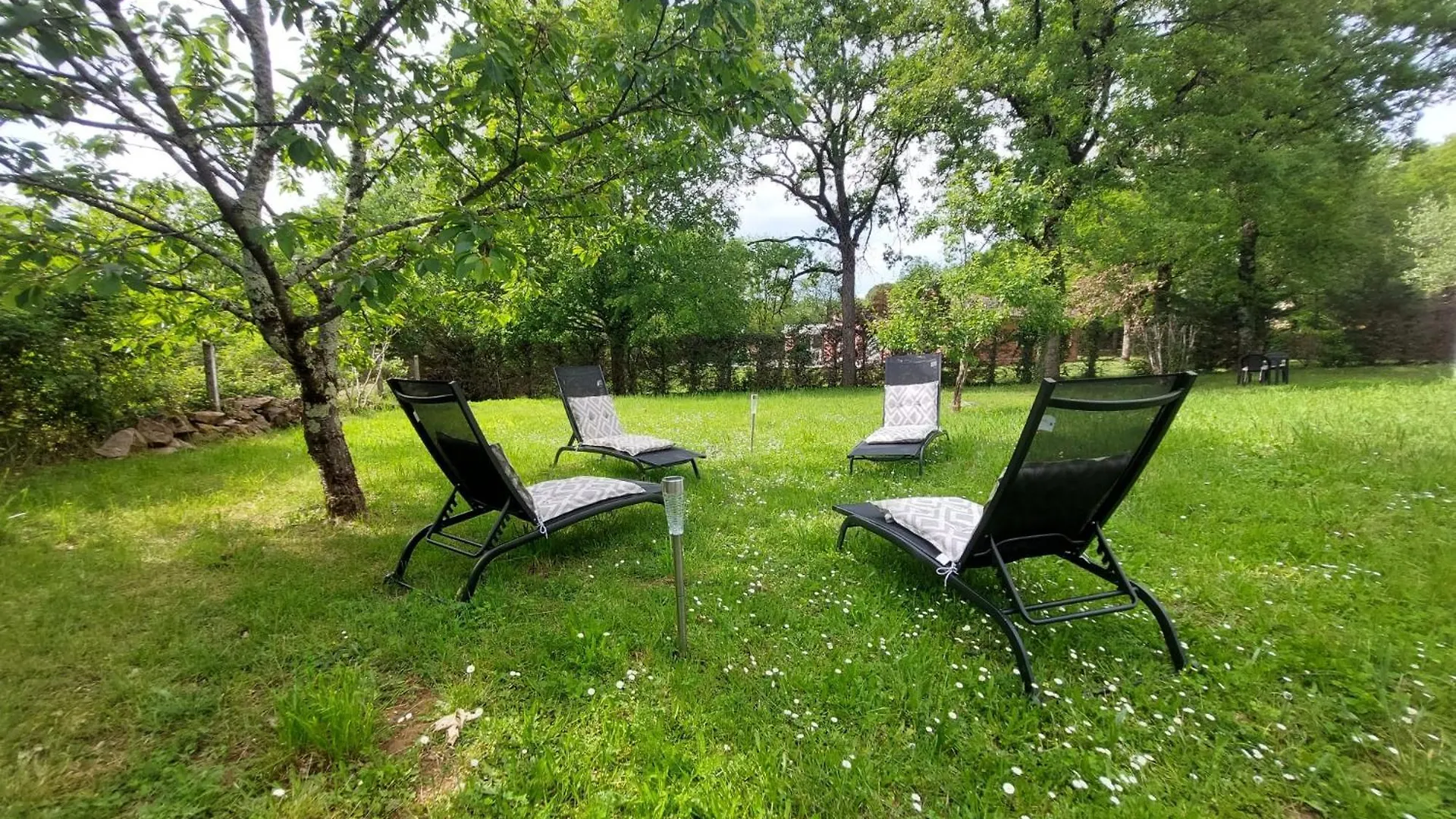 Holiday home Gite La Cote De Graves Villefranche-de-Rouergue France